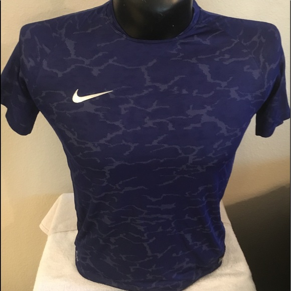 nike authentic football dri fit